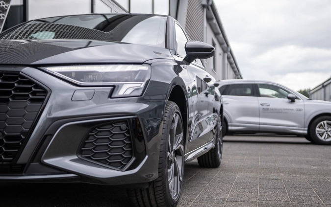 Audi A3 cena 148773 przebieg: 5, rok produkcji 2024 z Śrem małe 379